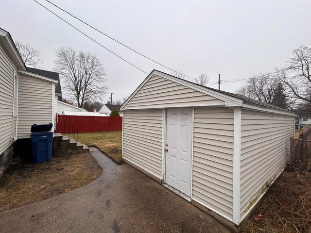 414 S Jackson Street, Bay City, MI 48708