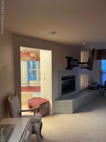 7632 Danbury Circle, West Bloomfield Charter Township, MI 48322