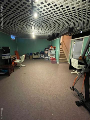 7632 Danbury Circle, West Bloomfield Charter Township, MI 48322