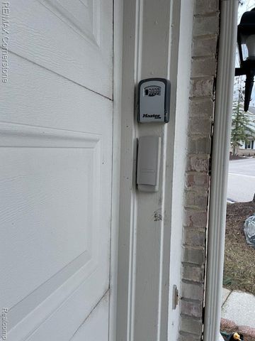 7632 Danbury Circle, West Bloomfield Charter Township, MI 48322