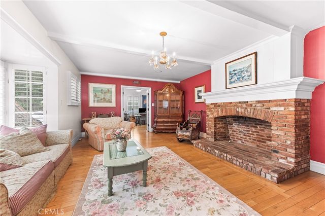 6233 Orion Avenue, Van Nuys, CA 91411