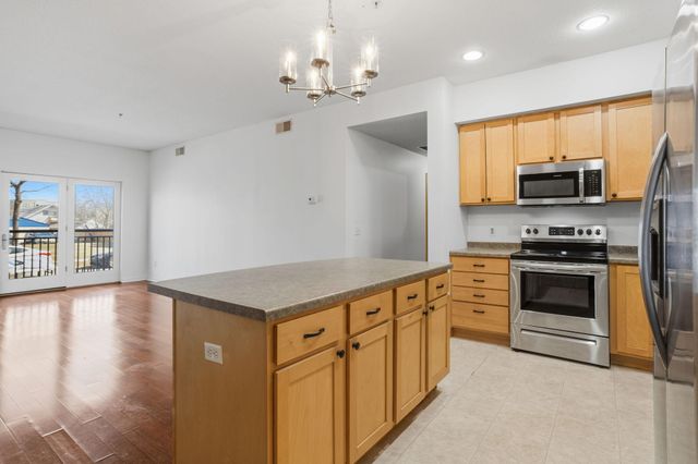 2900 11th Avenue S 113, Minneapolis, MN 55407