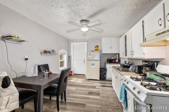 737 Clancy Avenue Ne, City Of Grand Rapids, MI 49503