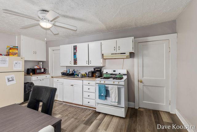 737 Clancy Avenue Ne, City Of Grand Rapids, MI 49503