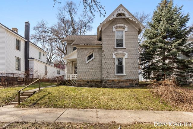 737 Clancy Avenue Ne, City Of Grand Rapids, MI 49503