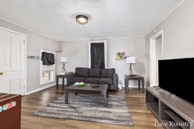 737 Clancy Avenue Ne, City Of Grand Rapids, MI 49503