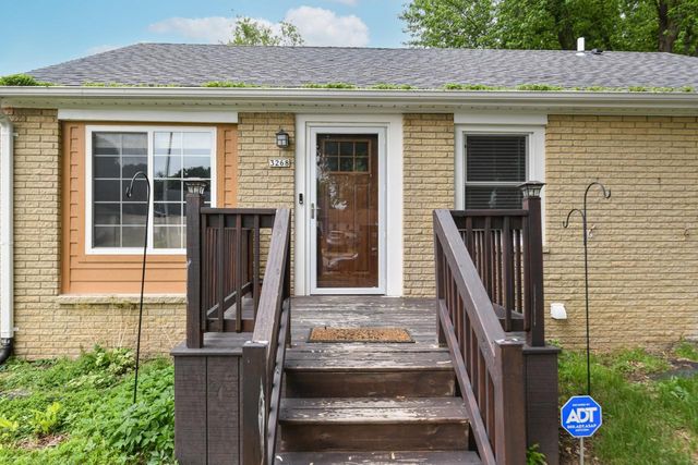 3268 W Birchwood AVENUE, Milwaukee, WI 53221