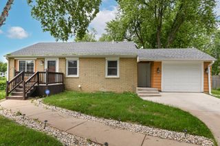3268 W Birchwood AVENUE, Milwaukee, WI 53221