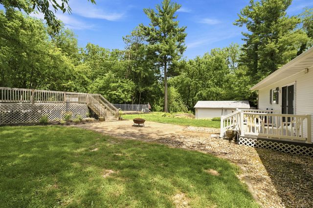 18923 43rd Avenue N, Port Byron, IL 61275