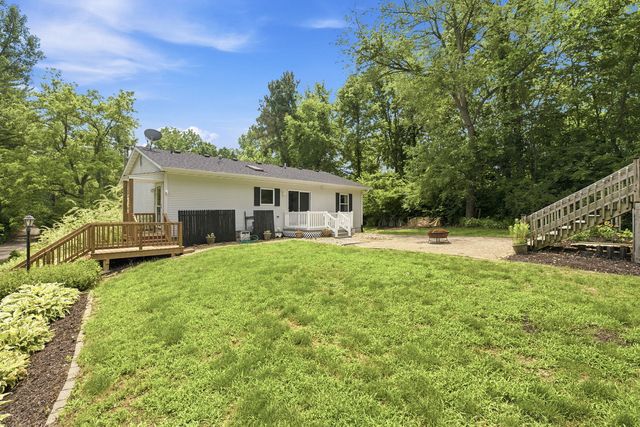 18923 43rd Avenue N, Port Byron, IL 61275