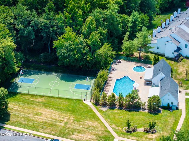 276 Longwood Drive, Manalapan, NJ 07726