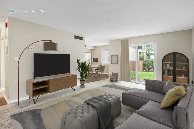 6 Beals Cove B, Hingham, MA 02043