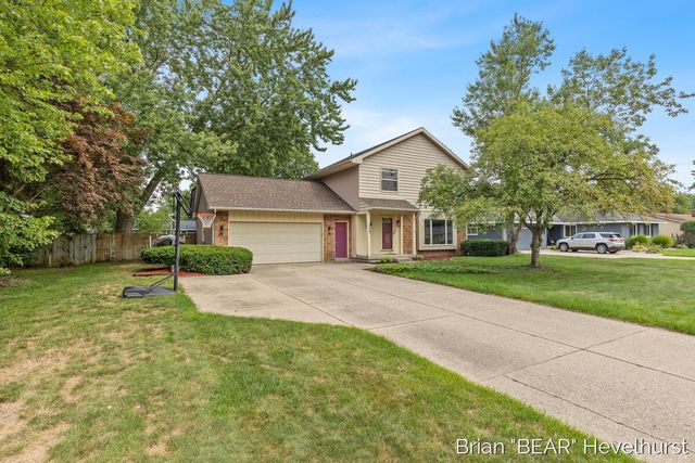 7520 Windgate Drive, Jenison, MI 49428