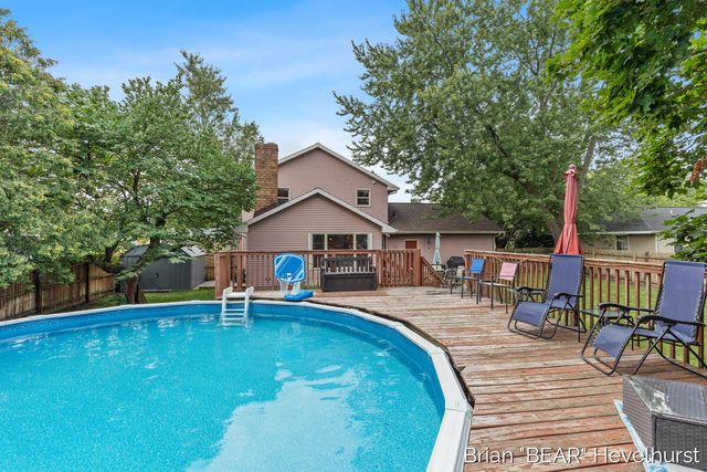 7520 Windgate Drive, Jenison, MI 49428