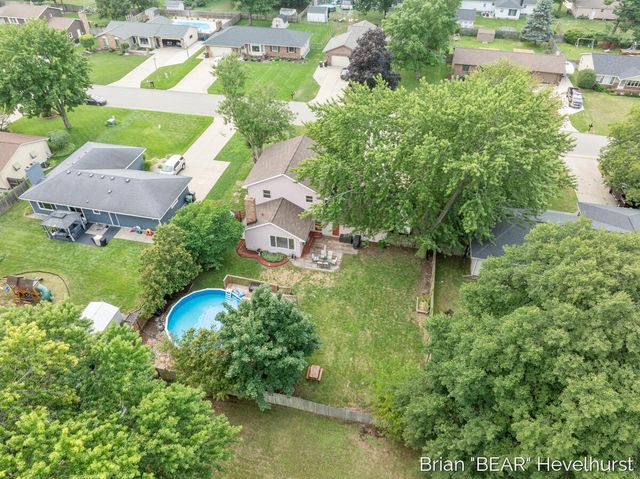 7520 Windgate Drive, Jenison, MI 49428