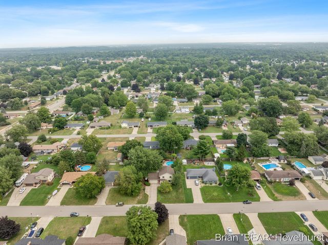 7520 Windgate Drive, Jenison, MI 49428