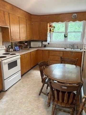 761 Grove Street, Worcester, MA 01605