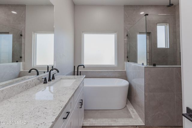 3240 N Bouchard Place, Tucson, AZ 85749