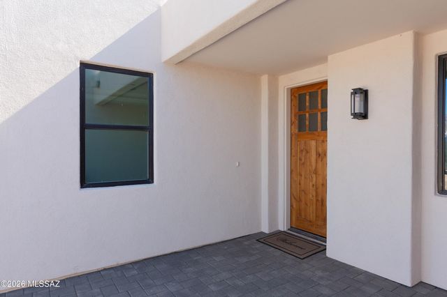 3240 N Bouchard Place, Tucson, AZ 85749