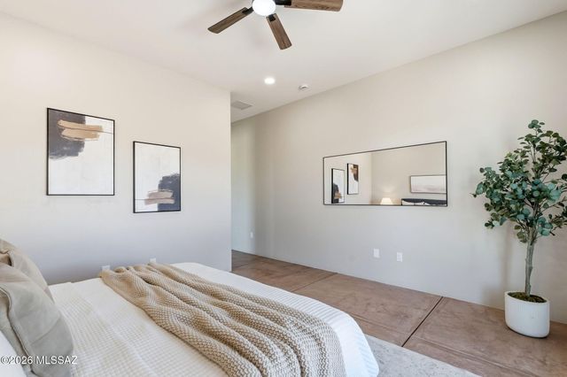 3240 N Bouchard Place, Tucson, AZ 85749