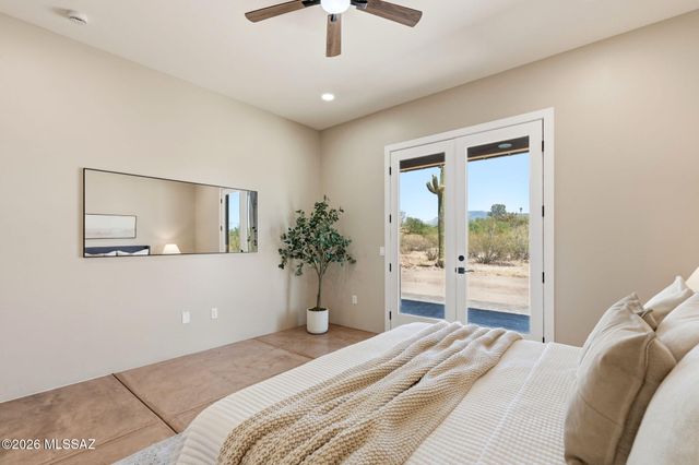 3240 N Bouchard Place, Tucson, AZ 85749