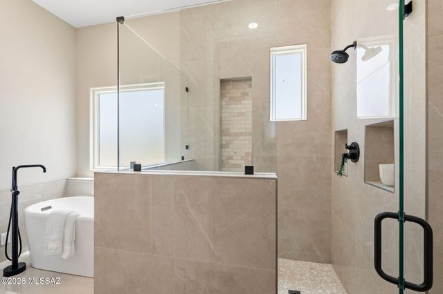 3240 N Bouchard Place, Tucson, AZ 85749