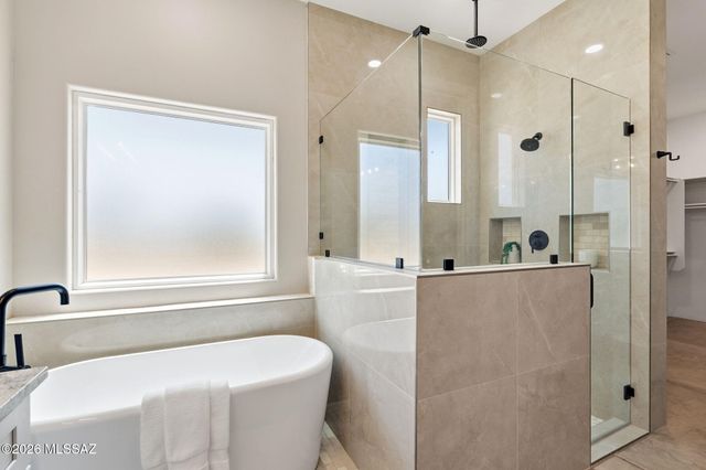 3240 N Bouchard Place, Tucson, AZ 85749