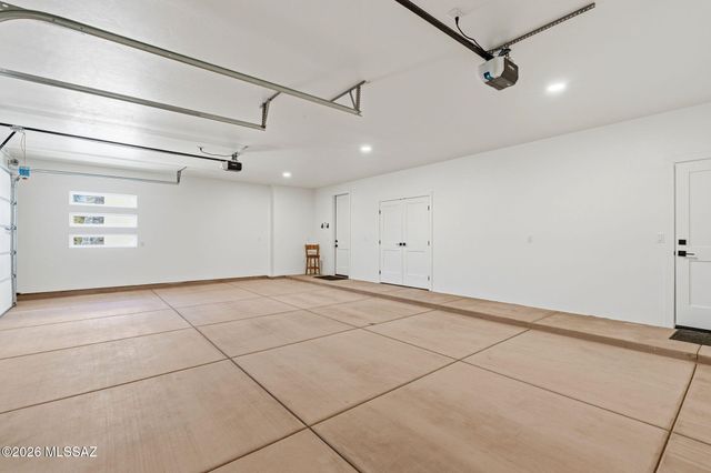 3240 N Bouchard Place, Tucson, AZ 85749