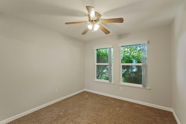 18966 Arrowhead Dr, Lockeford, CA 95237