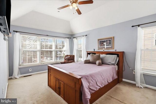 2431 GILBERT ST, Broomall, PA 19008