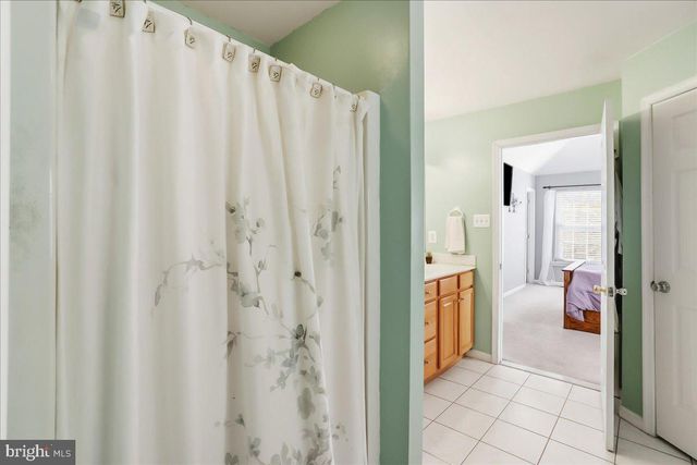 2431 GILBERT ST, Broomall, PA 19008