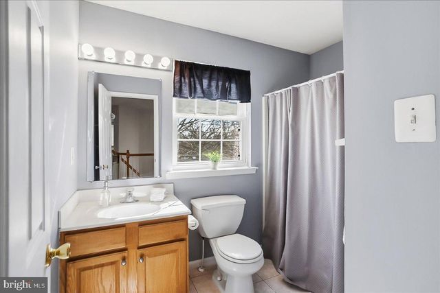 2431 GILBERT ST, Broomall, PA 19008