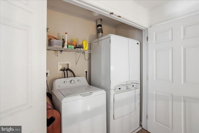 2431 GILBERT ST, Broomall, PA 19008