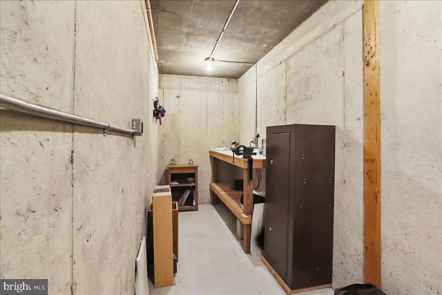 2431 GILBERT ST, Broomall, PA 19008