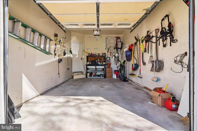 2431 GILBERT ST, Broomall, PA 19008