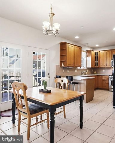 2431 GILBERT ST, Broomall, PA 19008