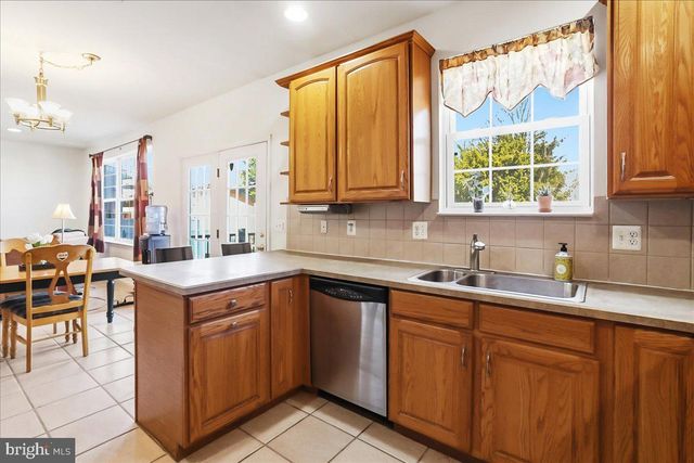 2431 GILBERT ST, Broomall, PA 19008