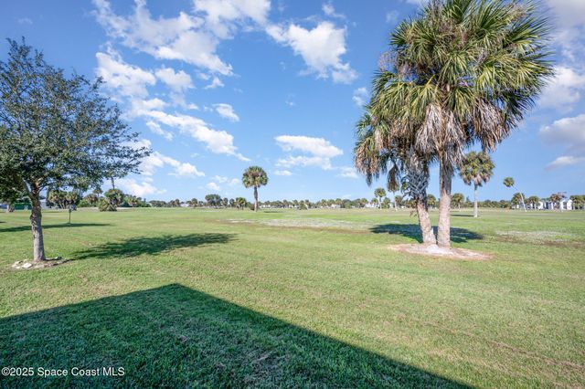 2230 Golf Isle Drive 702, Melbourne, FL 32935