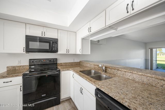 2230 Golf Isle Drive 702, Melbourne, FL 32935