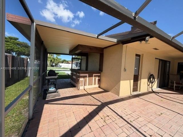 8721 NW 18th St, Pembroke Pines, FL 33024