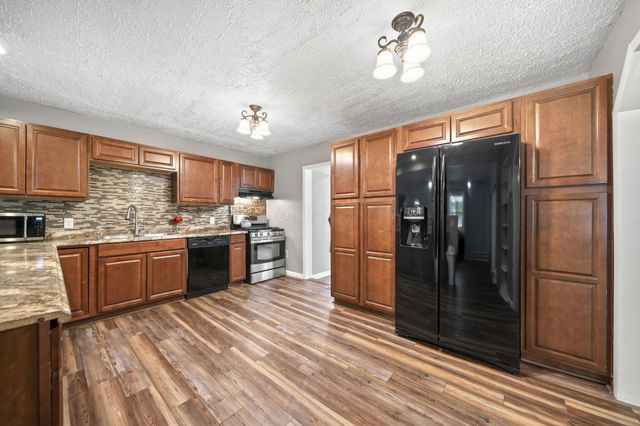 4990 Lindel Drive, Columbus, OH 43207