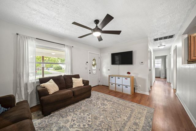 4990 Lindel Drive, Columbus, OH 43207