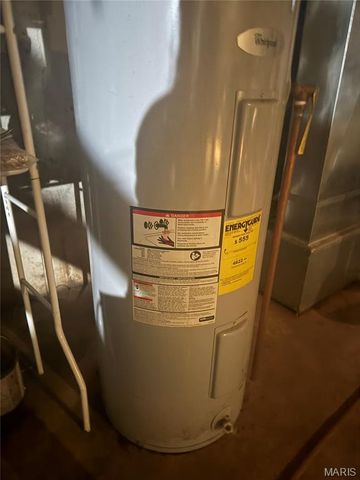 4317 E Fairfax Court, St Louis, MO 63113