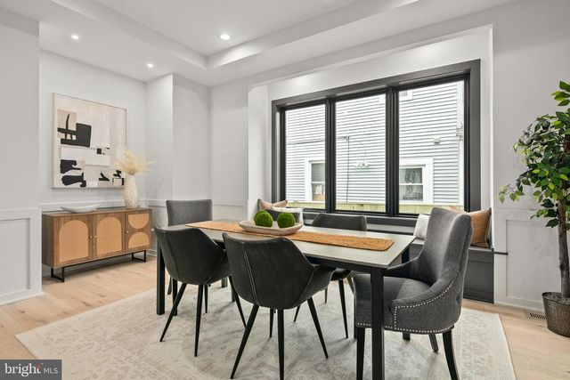 126 S HIGHLAND ST, Arlington, VA 22204