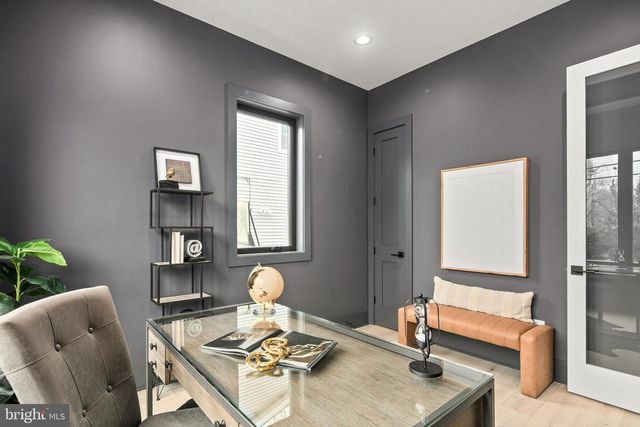 126 S HIGHLAND ST, Arlington, VA 22204