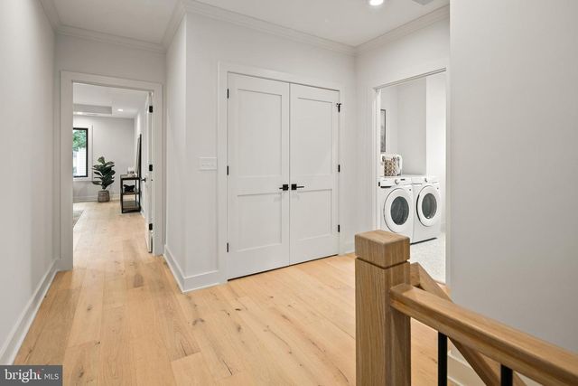 126 S HIGHLAND ST, Arlington, VA 22204