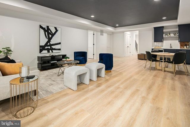 126 S HIGHLAND ST, Arlington, VA 22204