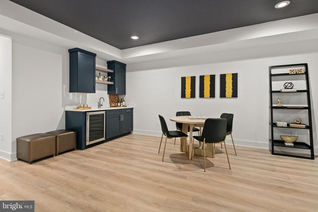 126 S HIGHLAND ST, Arlington, VA 22204