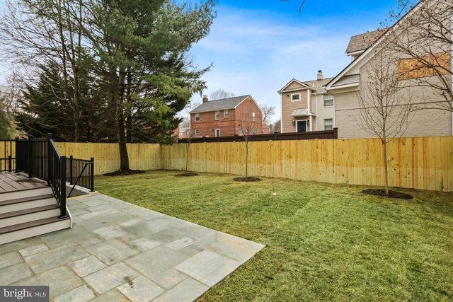 126 S HIGHLAND ST, Arlington, VA 22204