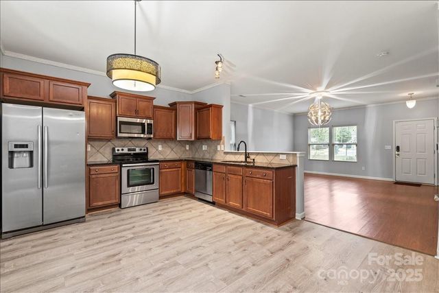 1548 Logan Patrick Court, Gastonia, NC 28052